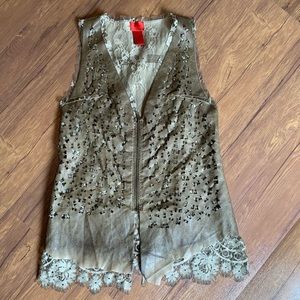 4/$30 V Cristina Faux Leather and Lace vest sz M